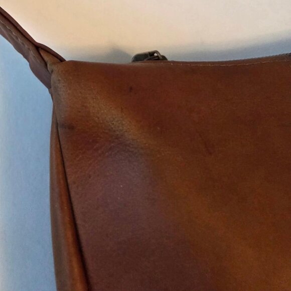 Le Donne Leather Quick Slip Shoulder Hobo HandBag - Picture 6 of 14